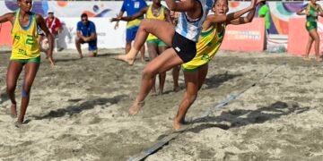BEACH HANDBALL: ARGENTINA SE LLEVÓ DOS MEDALLAS DE PLATA EN SANTA MARTA